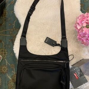 TUMI Siam Crossbody Travel bag in Black Nylon NWT